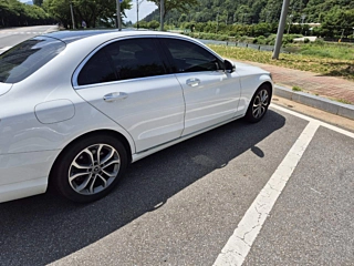 MERCEDES BENZ C-CLASS W205 2017
