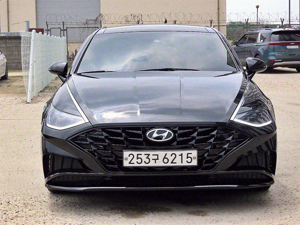 HYUNDAI SONATA DN8 2019