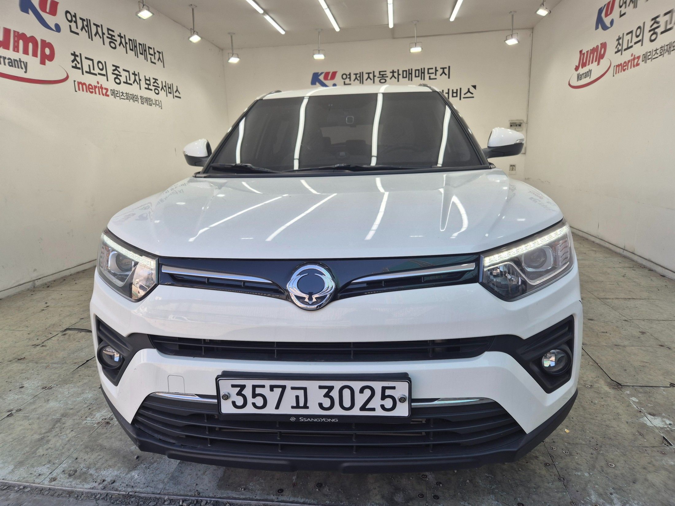 SSANGYONG TIVOLI VERY NEW 2019