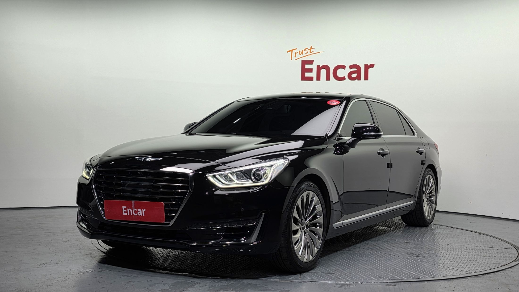 GENESIS EQ900 2018