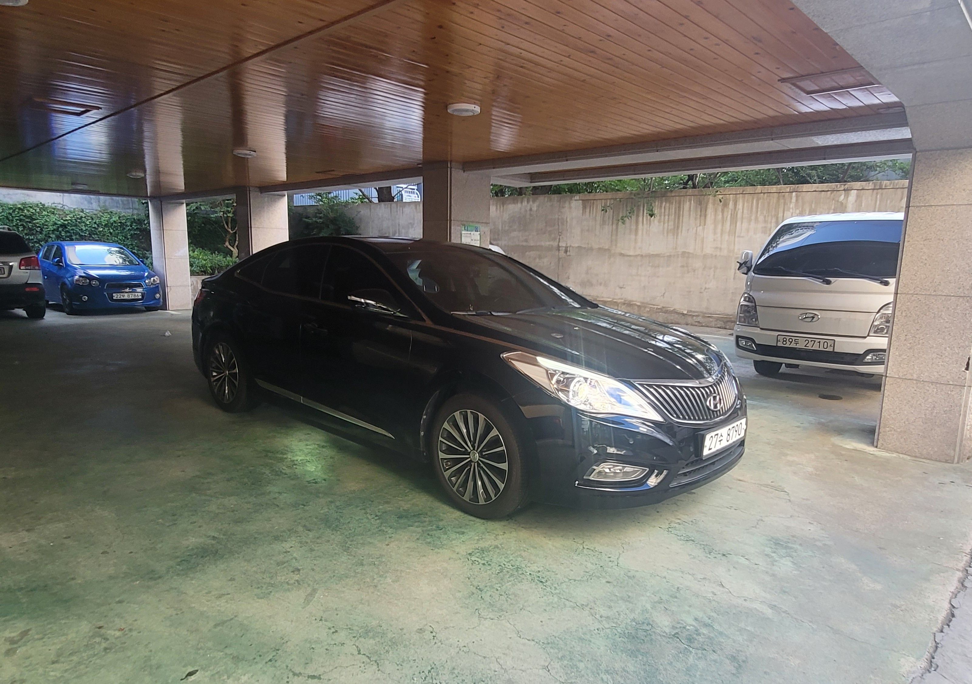 HYUNDAI GRANDEUR HG