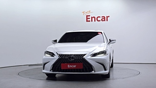 LEXUS ES300H 2024