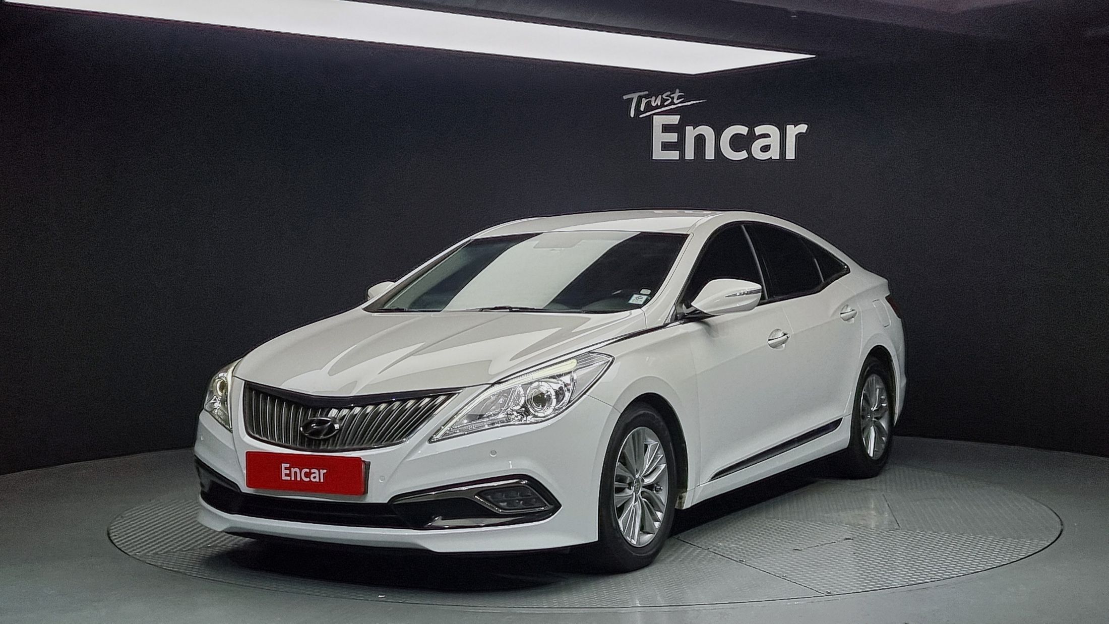 HYUNDAI GRANDEUR HG 2014