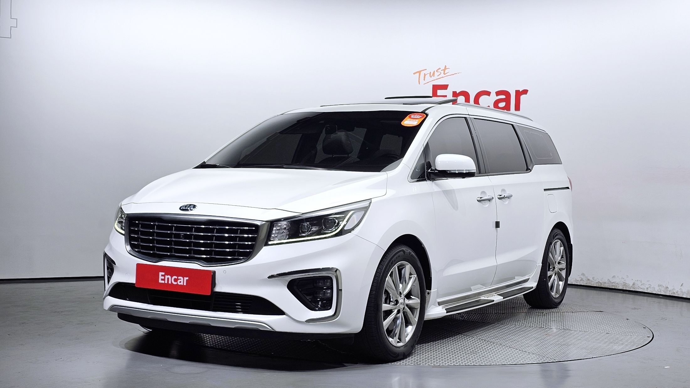 KIA CARNIVAL 2018