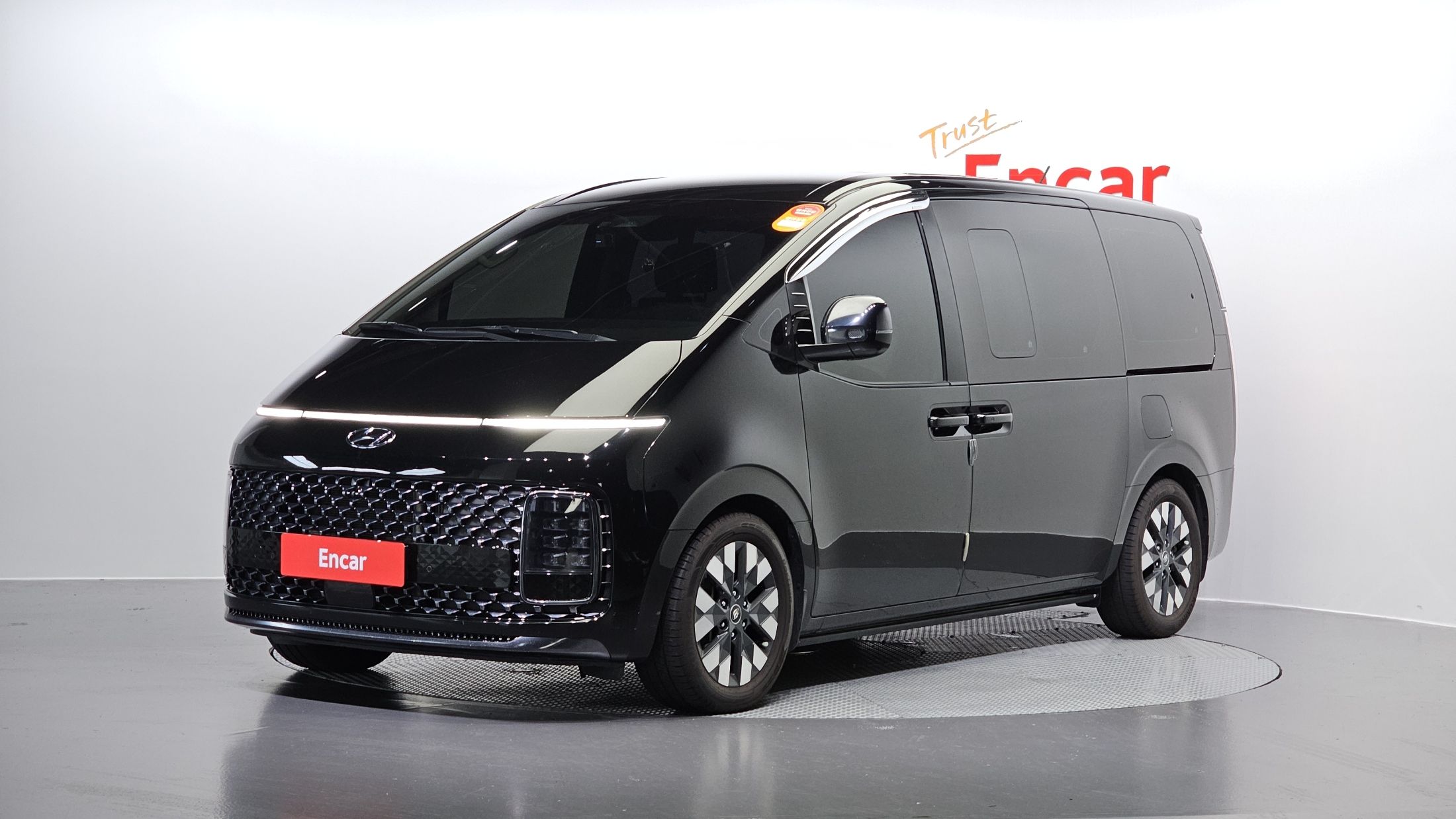 HYUNDAI STARIA 2021