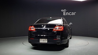 FORD TAURUS 2016