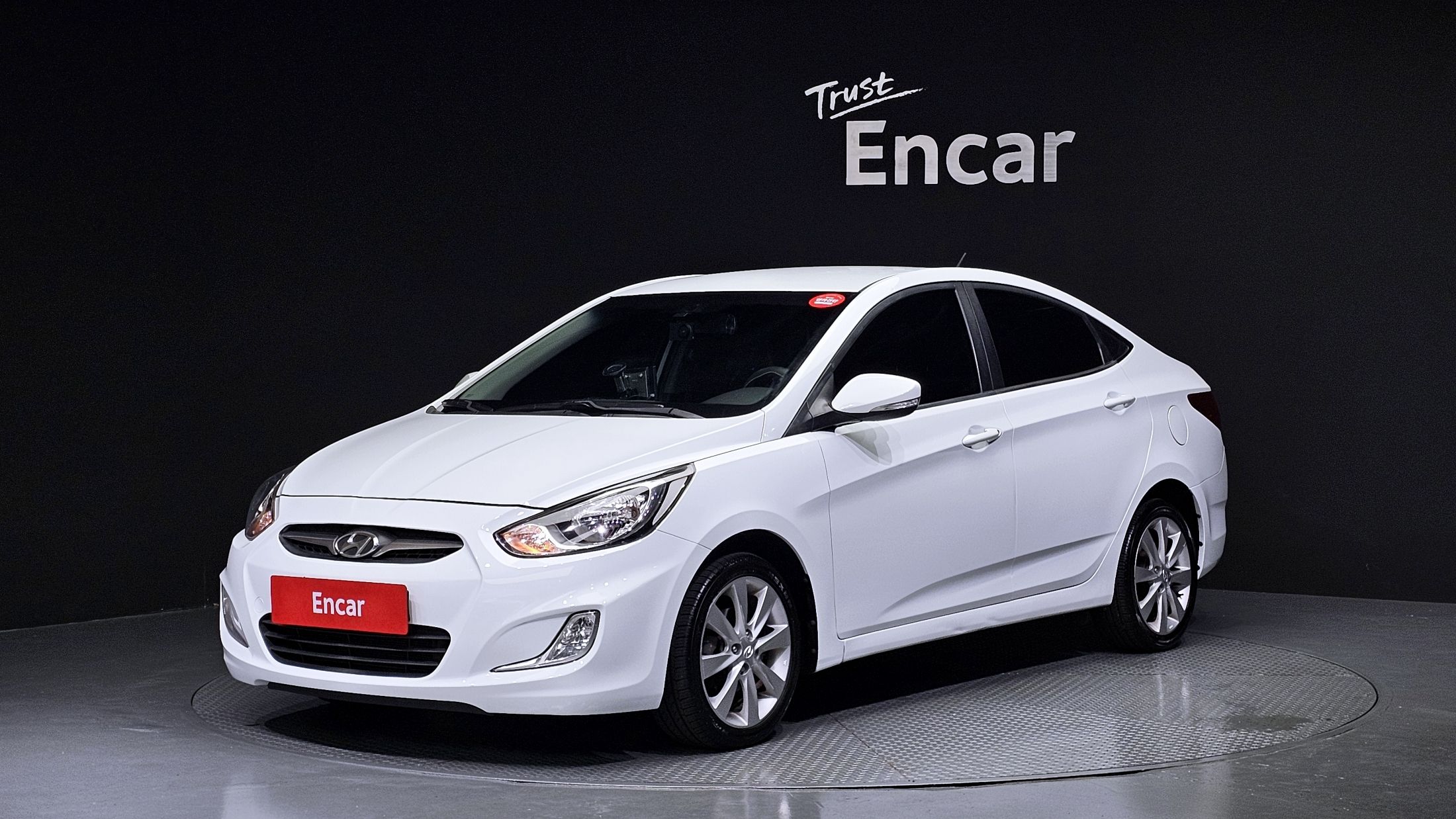 HYUNDAI ACCENT NEW 2012