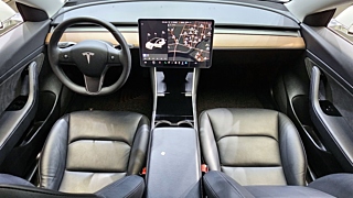 TESLA MODEL 3 2020