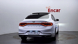 HYUNDAI GRANDEUR IG HYBRID 2017