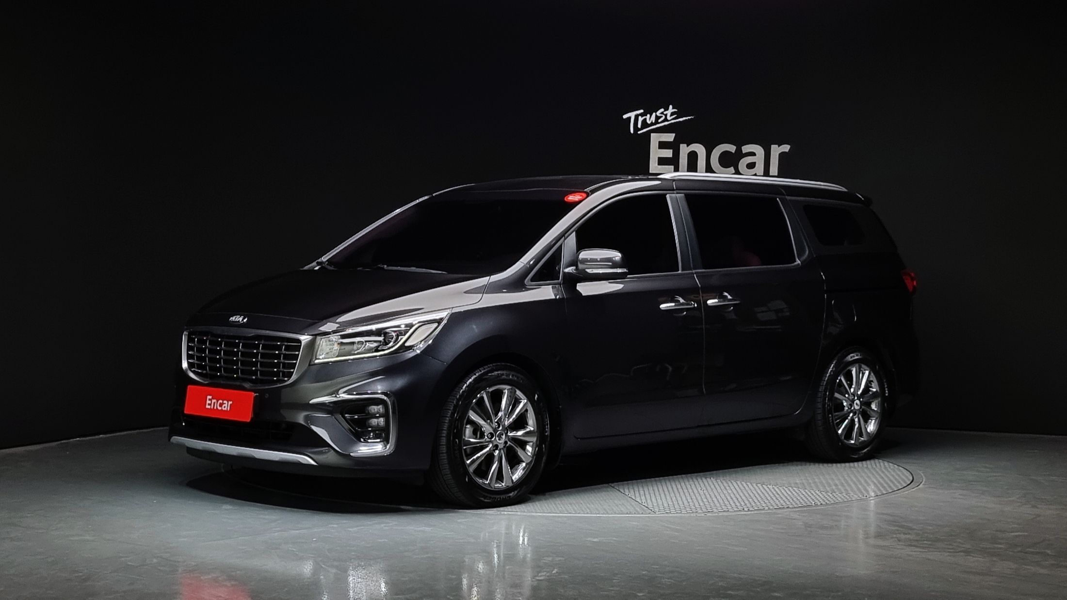 KIA CARNIVAL 2018
