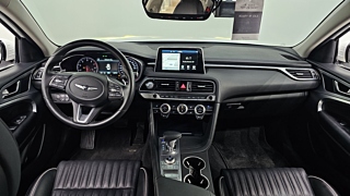 GENESIS G70 2020