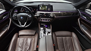 BMW 5-SERIES G30 2017