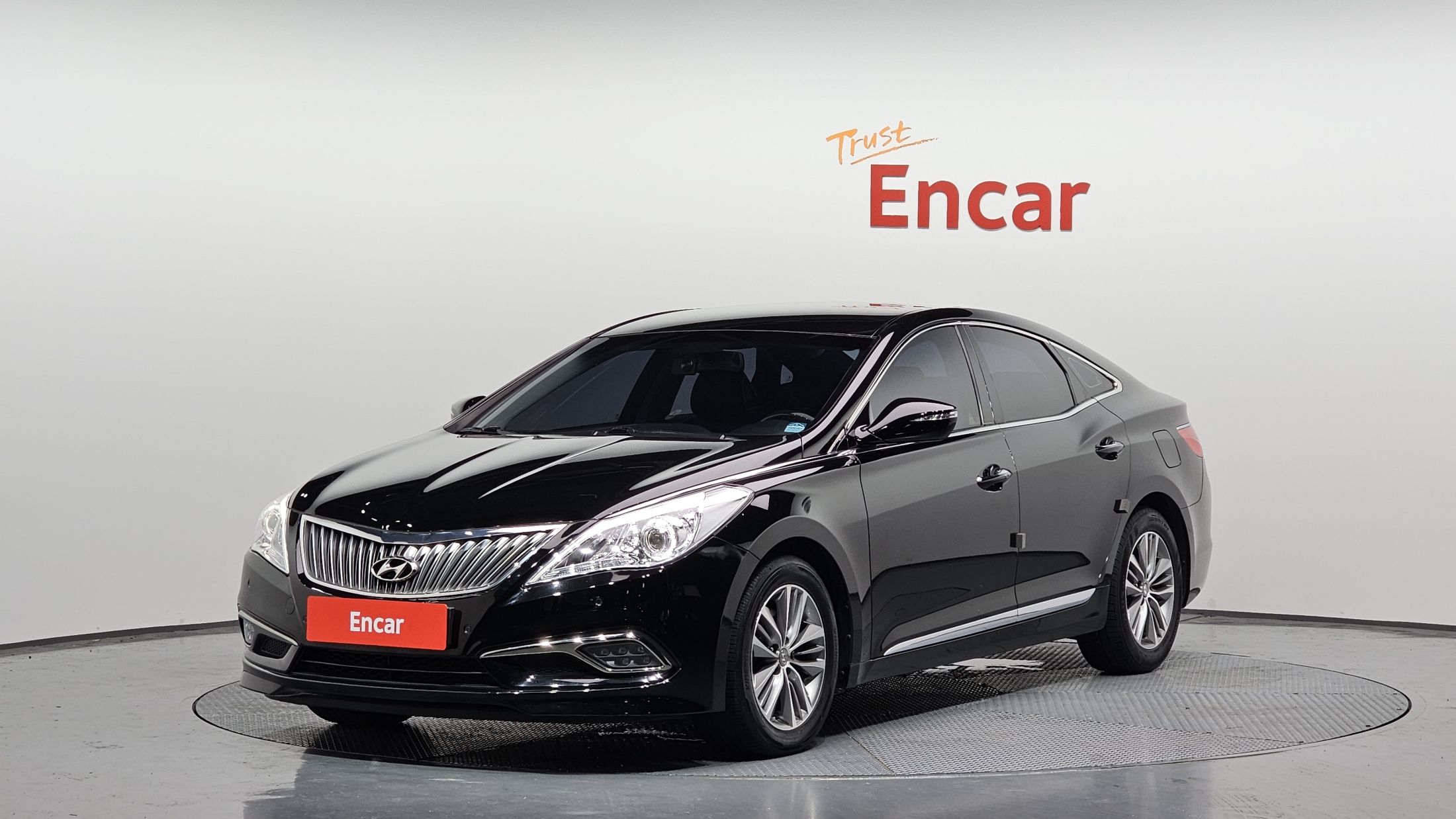 HYUNDAI GRANDEUR HG 2016