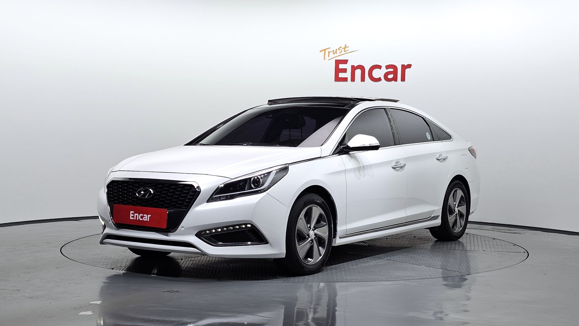 HYUNDAI LF SONATA HYBRID 2015