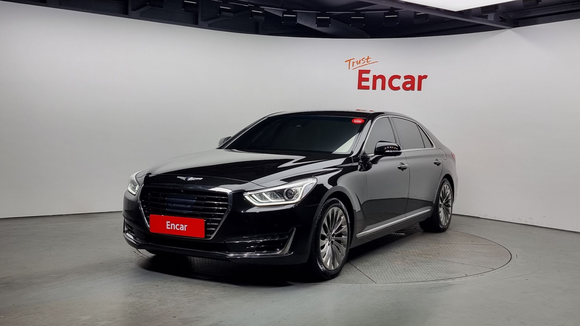 GENESIS EQ900 2017