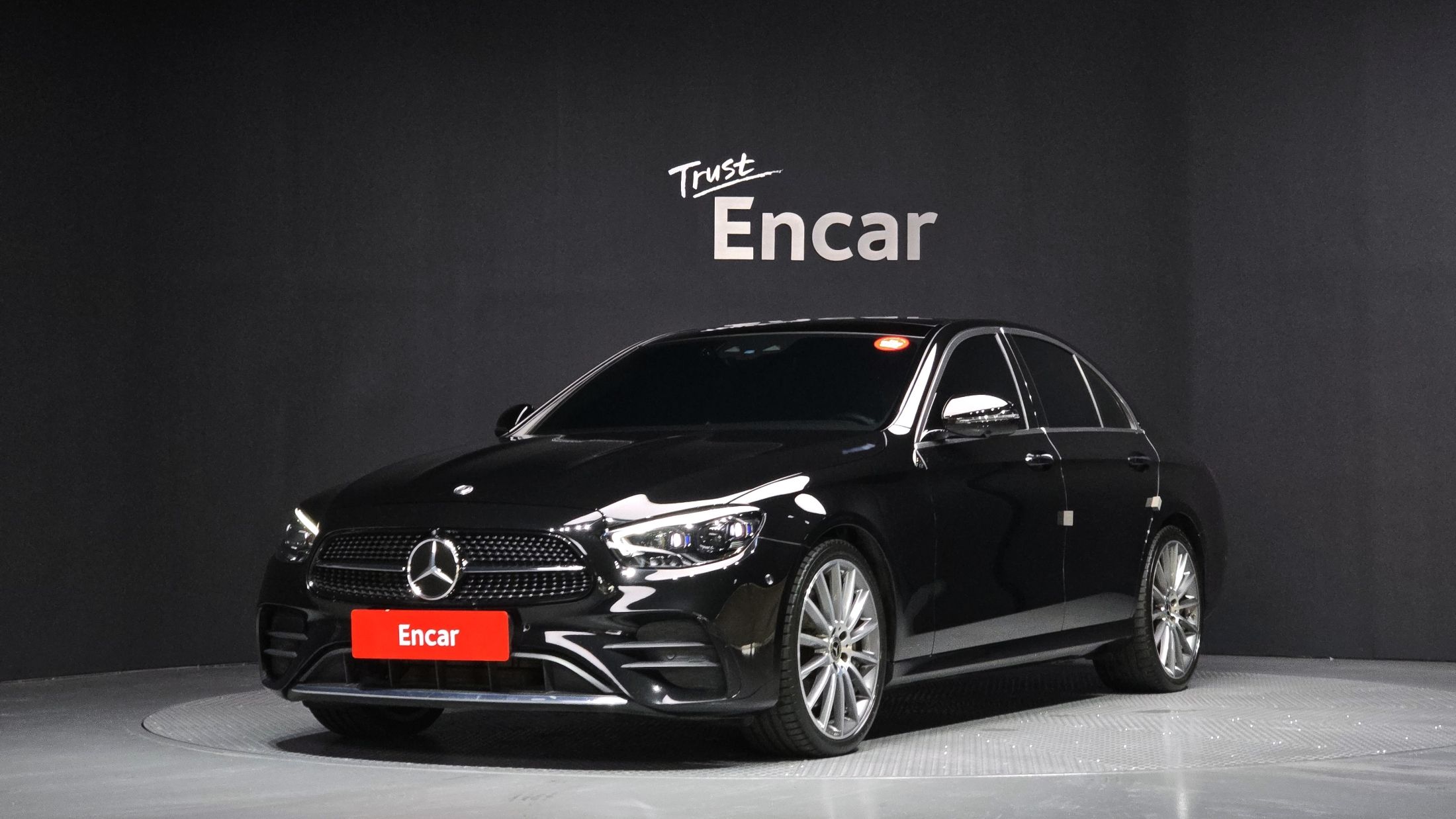 MERCEDES BENZ E-CLASS W213 2021