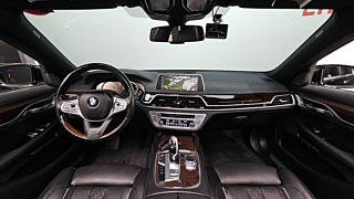 BMW 7-SERIES G11 2016