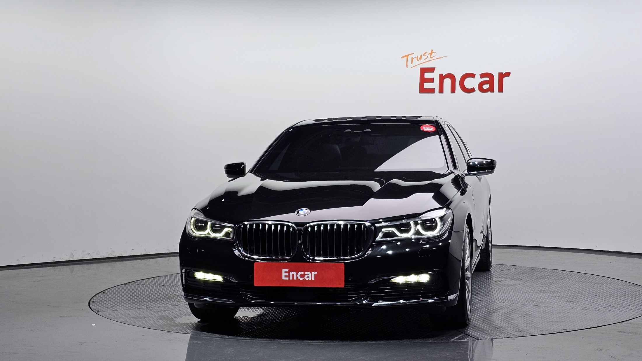 BMW 7-SERIES G11 2016