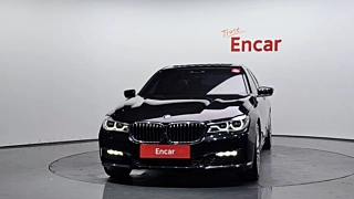 BMW 7-SERIES G11 2016