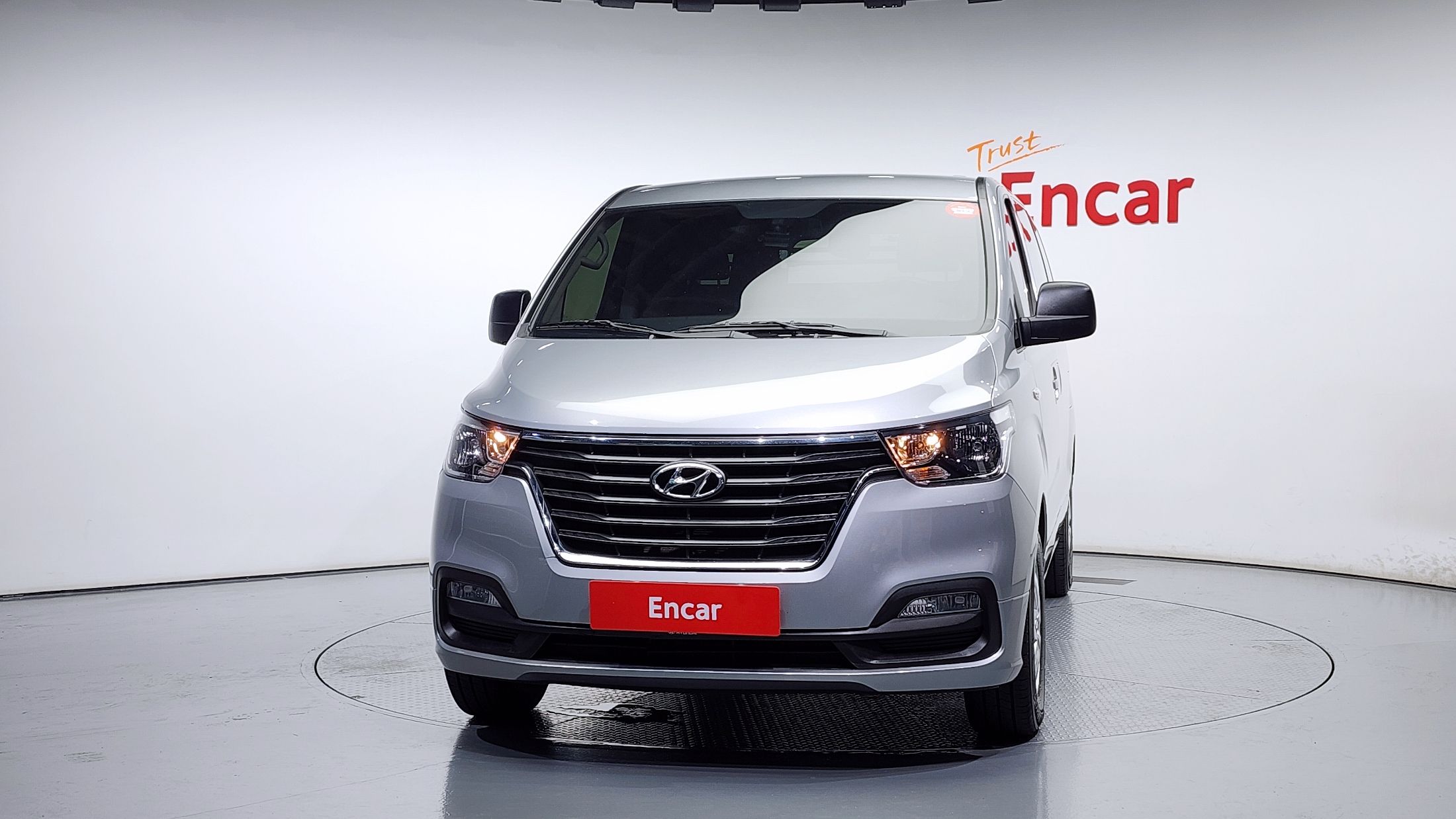 HYUNDAI STAREX GRAND 2020
