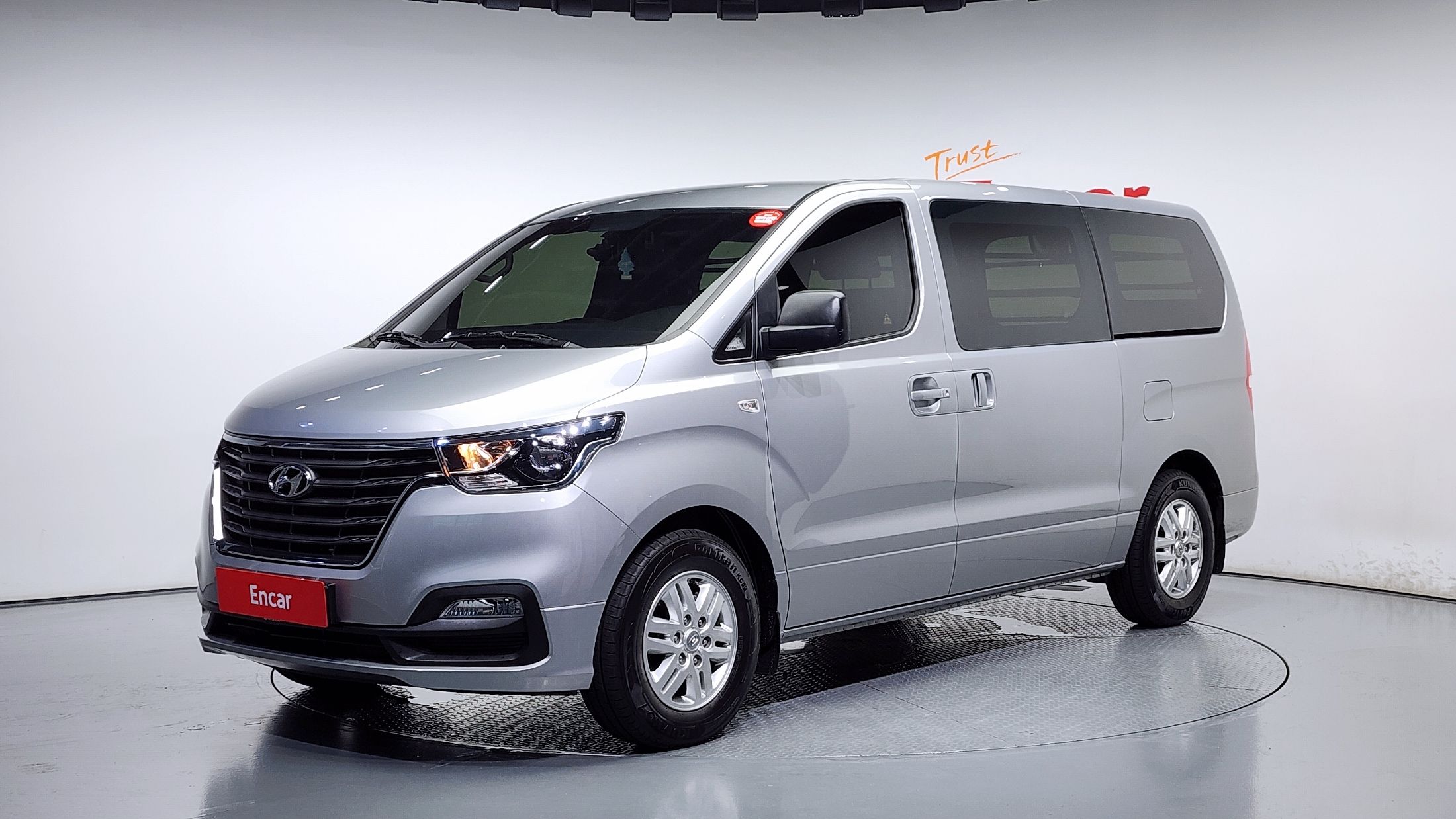 HYUNDAI STAREX GRAND 2020