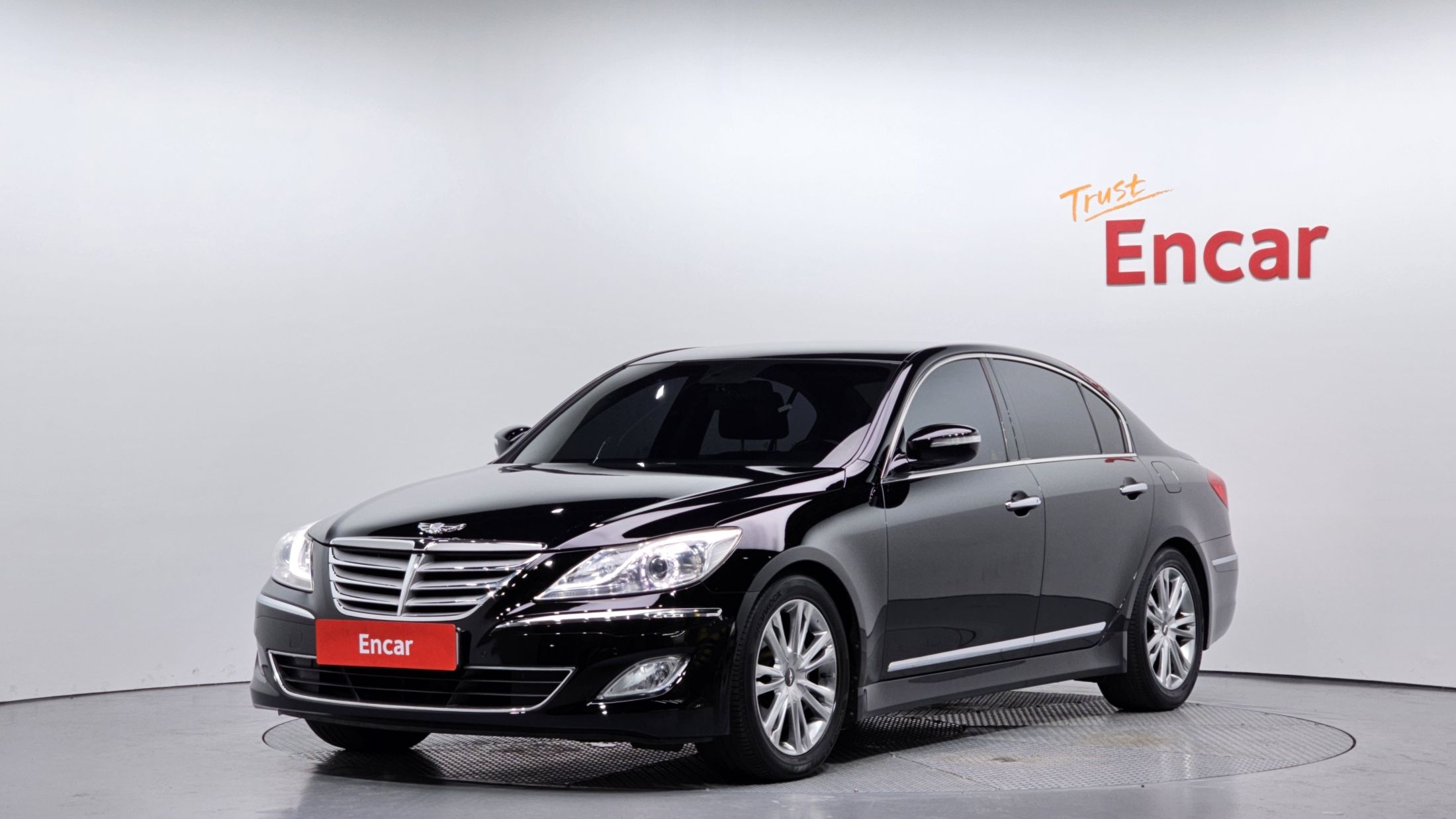HYUNDAI GENESIS 2012
