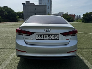 HYUNDAI AVANTE AD 2016