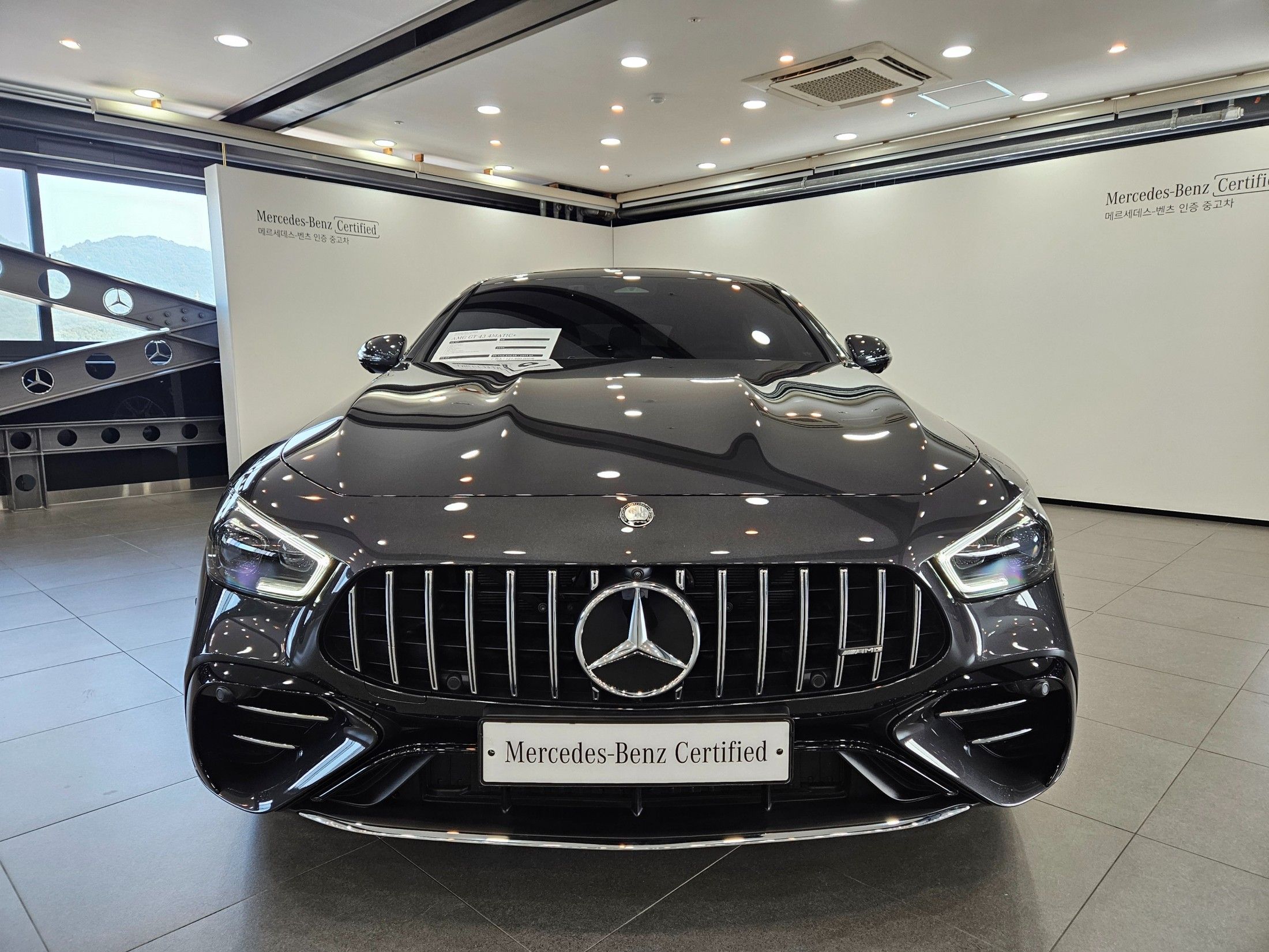 MERCEDES BENZ AMG GT 2024