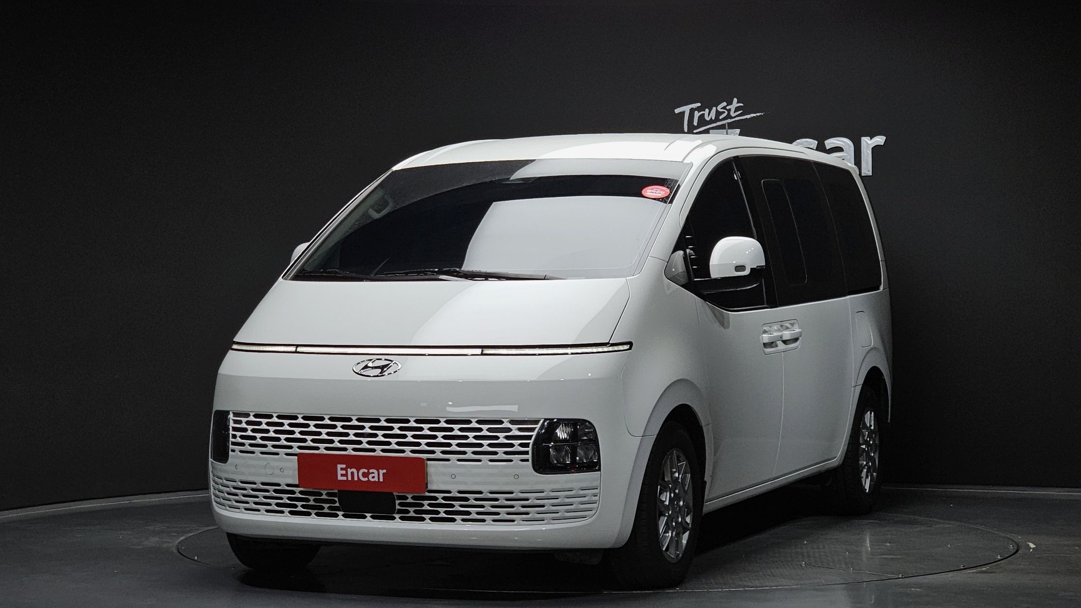 HYUNDAI STARIA 2023