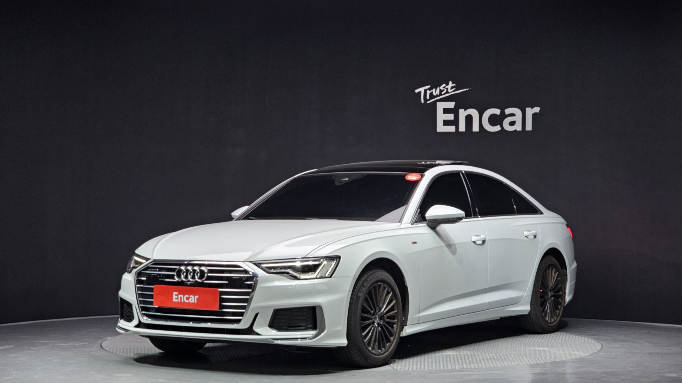 AUDI A6 C8