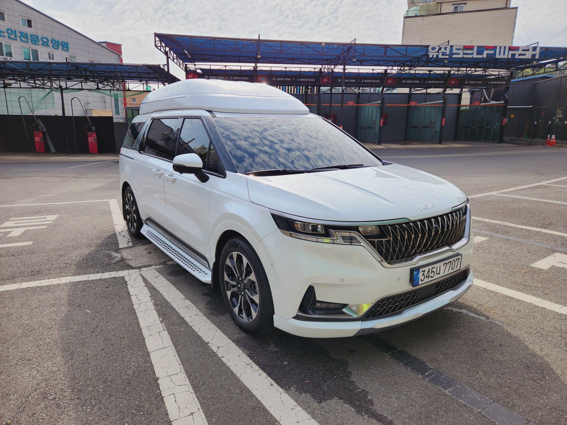 KIA CARNIVAL 2023