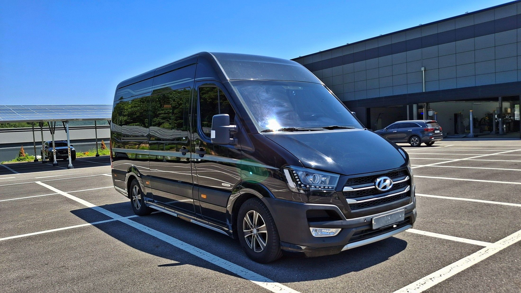 HYUNDAI SOLATI 2017