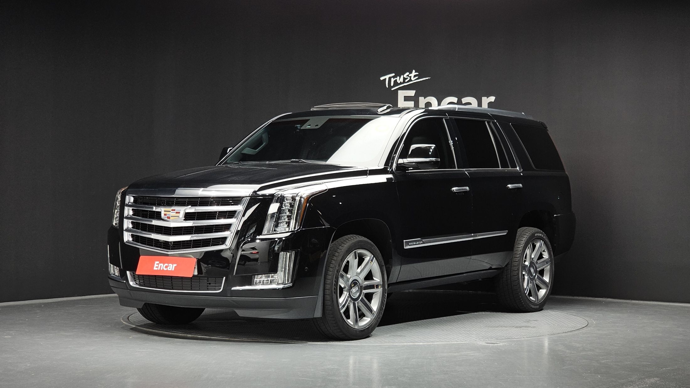 CADILLAC ESCALADE 2017