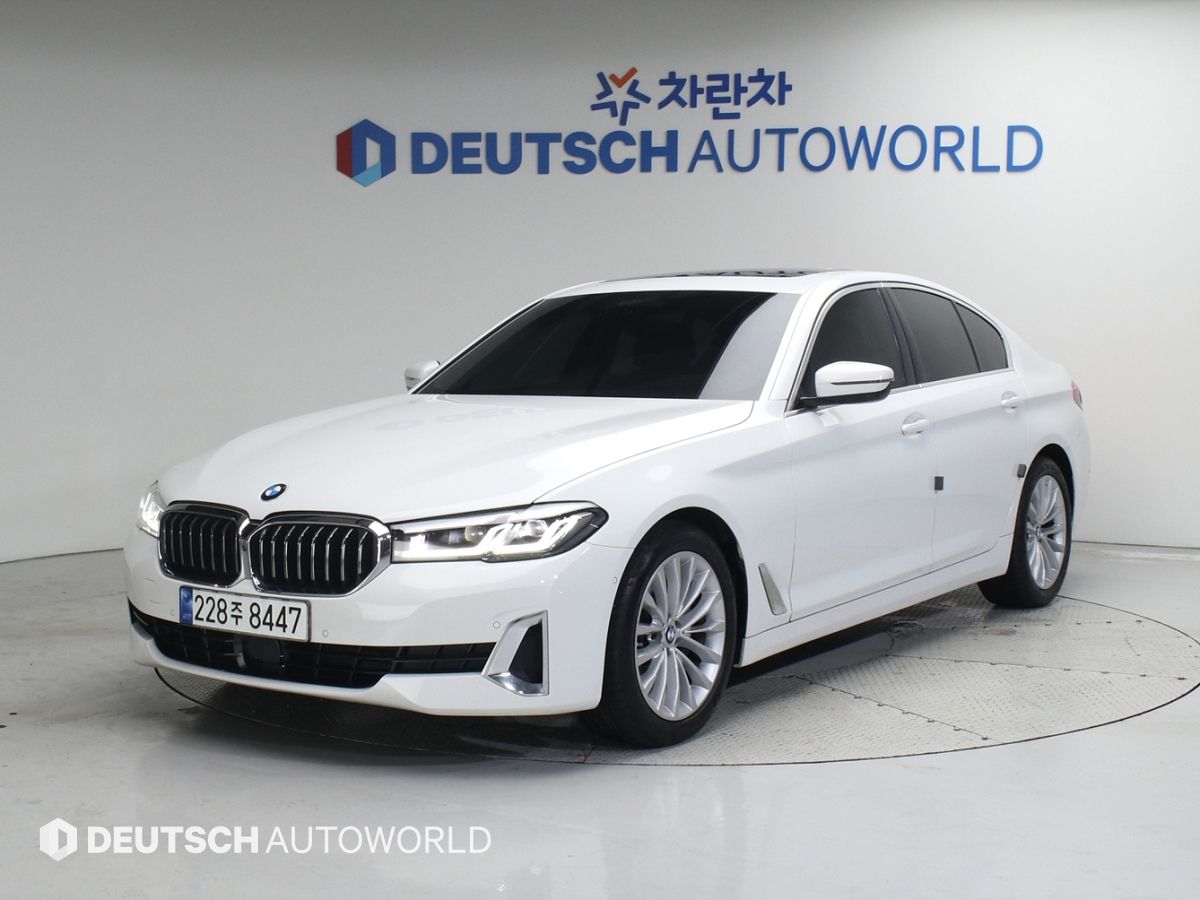 BMW 5-SERIES G30 2023