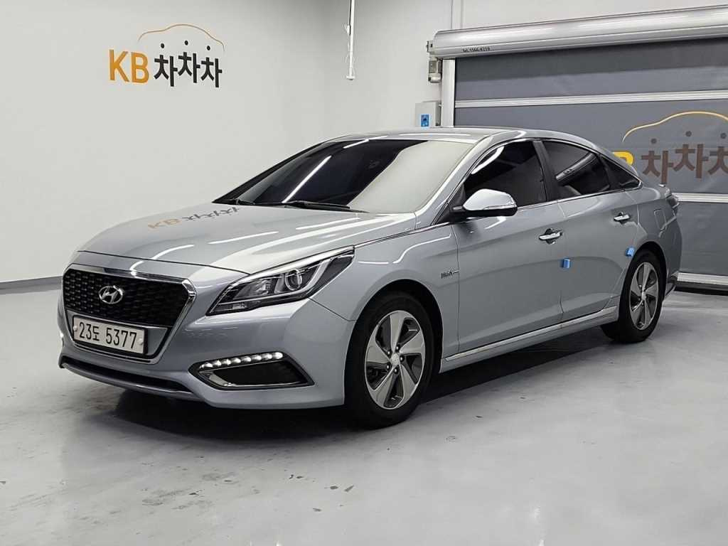HYUNDAI LF SONATA HYBRID 2015
