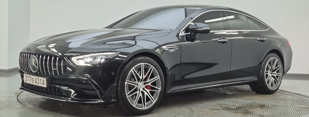 MERCEDES BENZ AMG GT