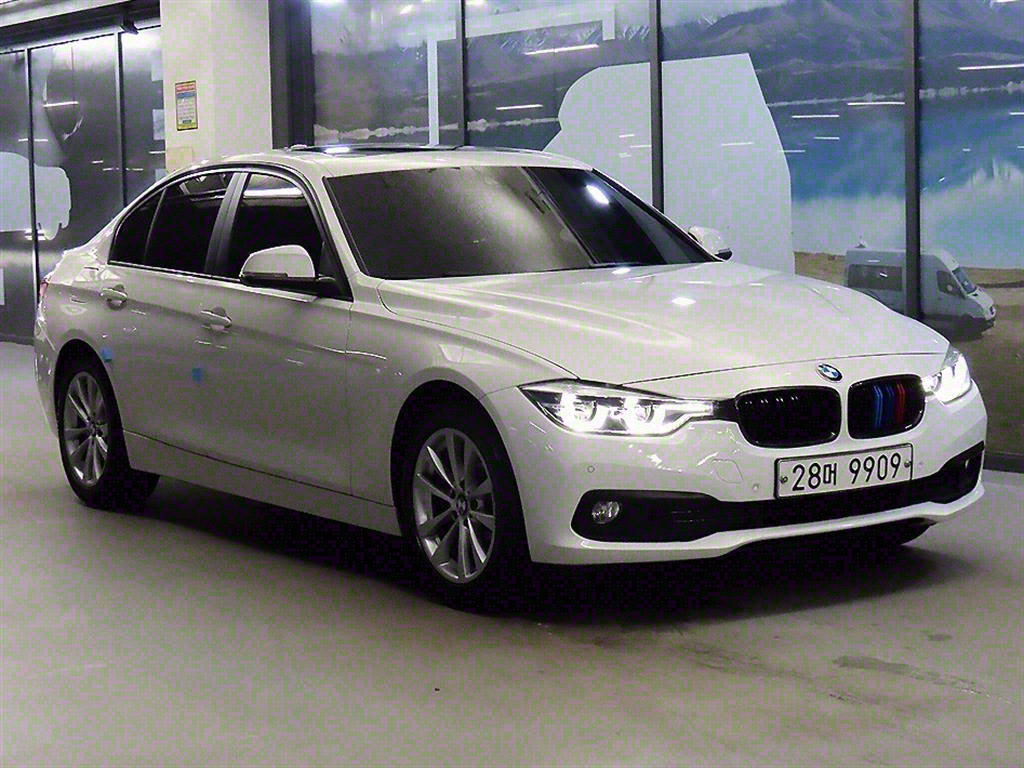 BMW 3-SERIES F30 2018