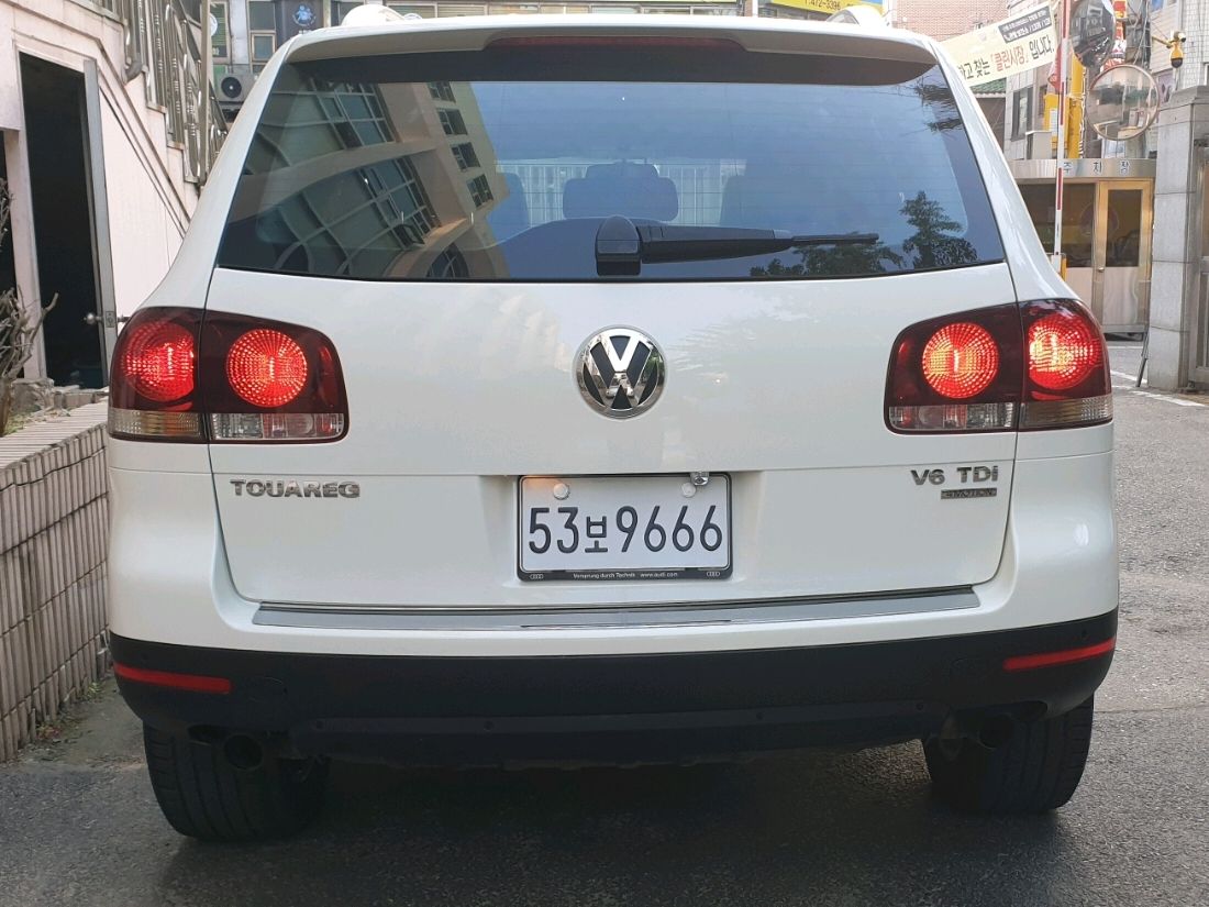 VOLKSWAGEN TOUAREG 2010
