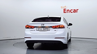 HYUNDAI AVANTE AD 2016