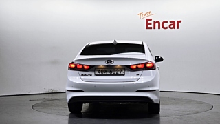 HYUNDAI AVANTE AD 2018