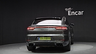 PORSCHE CAYENNE PO536 2022