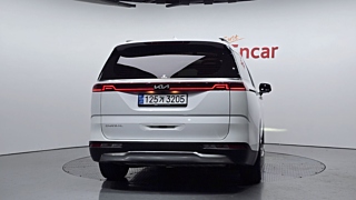 KIA CARNIVAL 2023