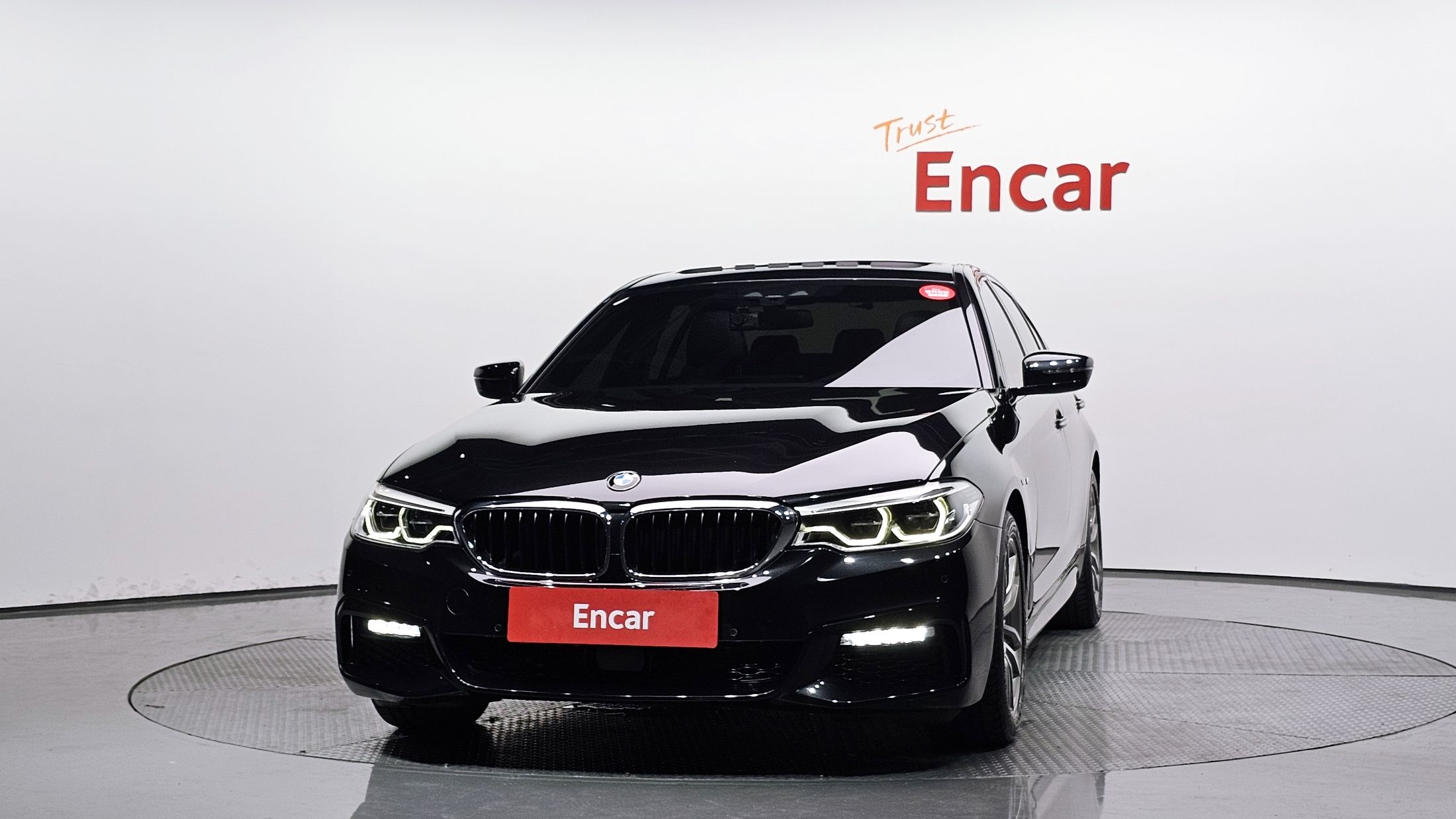 BMW 5-SERIES G30 2017