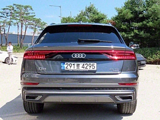 AUDI Q8 4M 2021