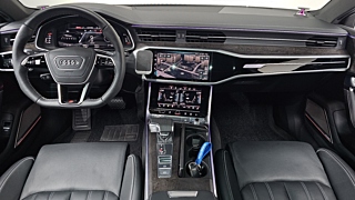 AUDI A7 4K 2020