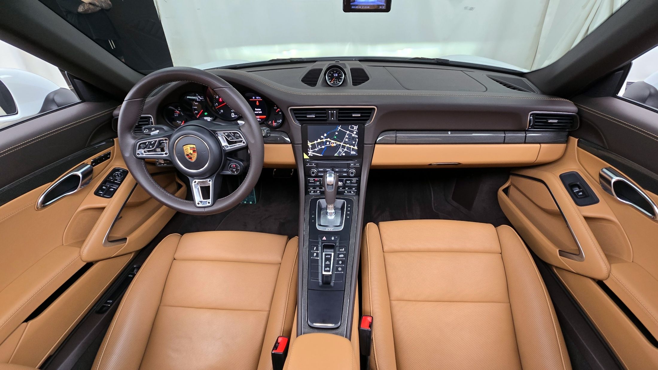 PORSCHE 911 2018