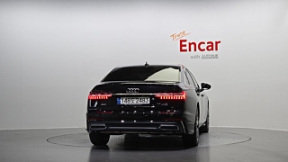 AUDI A6 C8 2021