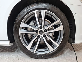 AUDI A6 C8  45 TFSI Premium 2023