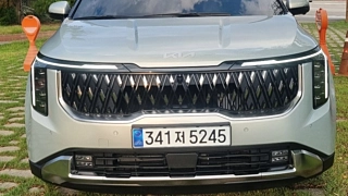 KIA CARNIVAL 2025