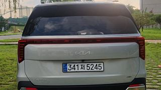 KIA CARNIVAL 2025